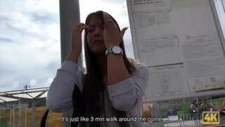 HUNT4K. Bogat čovjek može kupiti zbijeno ni maloljetničke vaginu i izbušiti ga cijeli dan do zore