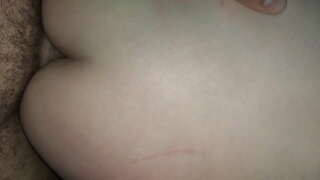 Sex fara preludiu laba cu fată sexy. Fata ia pula mare in gaoaza.