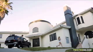 Kuradi poiss, kui ema jalutab? Kena!