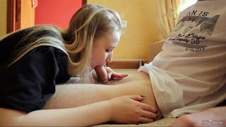 Sestra krade denar od svojih staršev in njen brat je kaznovanje njo! / 1. del