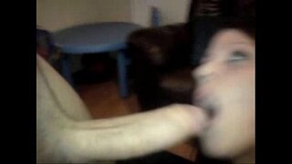 Väga kena suur kõva riista saab imeda kuiv