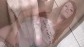 Yang berbulu yang berambut merah