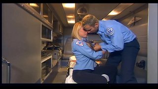 Busty pirang x_x di hideung pingping luhur kaos kaki