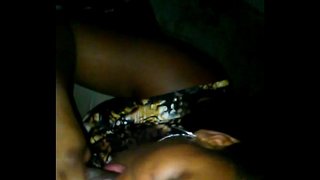 Phòs Thot A &#039; Toirt Me Head In The Bathroom