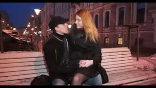 Opiskelijat rakkaus osapuolille