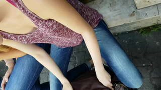 աղջկա հետ даунблоус է փողոցային паблике