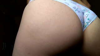 Rõõmu cd on aktiivne oma aluspüksid