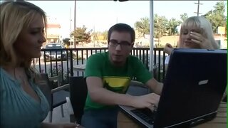 ���ამდენიმე nasty შეარჩიო მხატვრების დიდი მკერდი დიდი მკერდი აქვს ღირსშესანიშნაობები