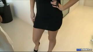 Aleska Diamond Unkarin Iso Pylly