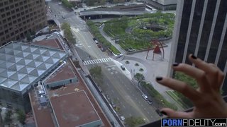 Chad Valkoinen Söivät Maneater Anny Aurora