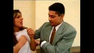 Karen Lancaume mahazo kokoa noho izy bargined ho an'ny...