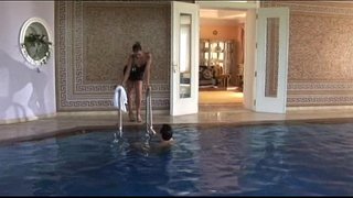 Убава Клаудија Antonelli, убава тинејџерка од Џенова