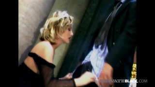 Grupni, veliki viseći članovi, rasni želje... lijepa crna ljepotica, Беттина i vruće plavuša Jessica Mogu dobiti svoje roza maca i topla usta, punjena петухами! Cijeli film i još 1000 na PrivateBlack.com !